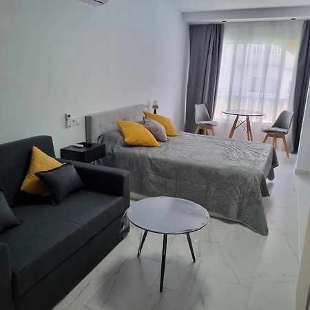 Perfect Studio apartment Torrevieja Esterno foto