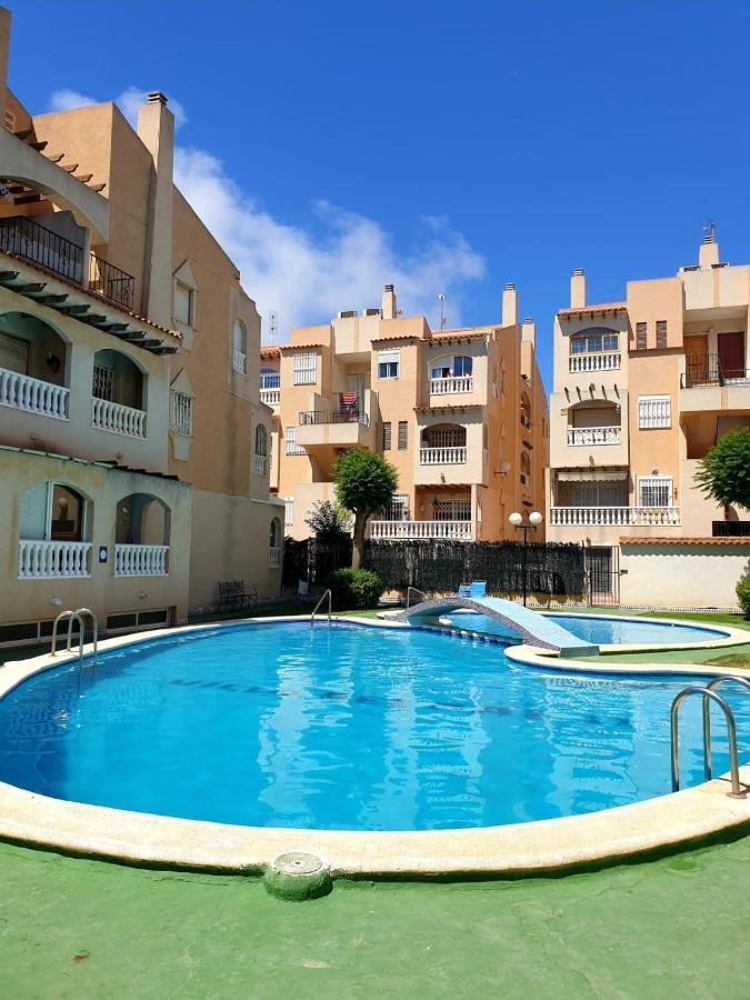 Perfect Studio apartment Torrevieja Esterno foto