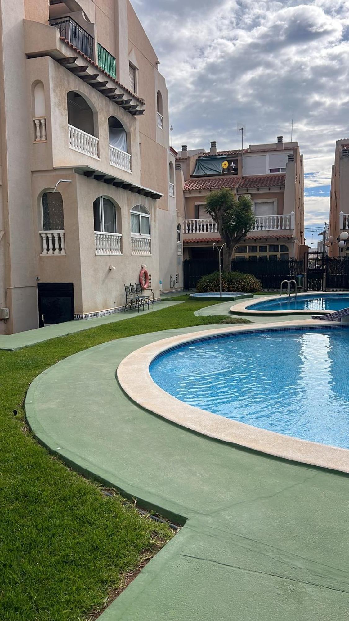 Perfect Studio apartment Torrevieja Esterno foto